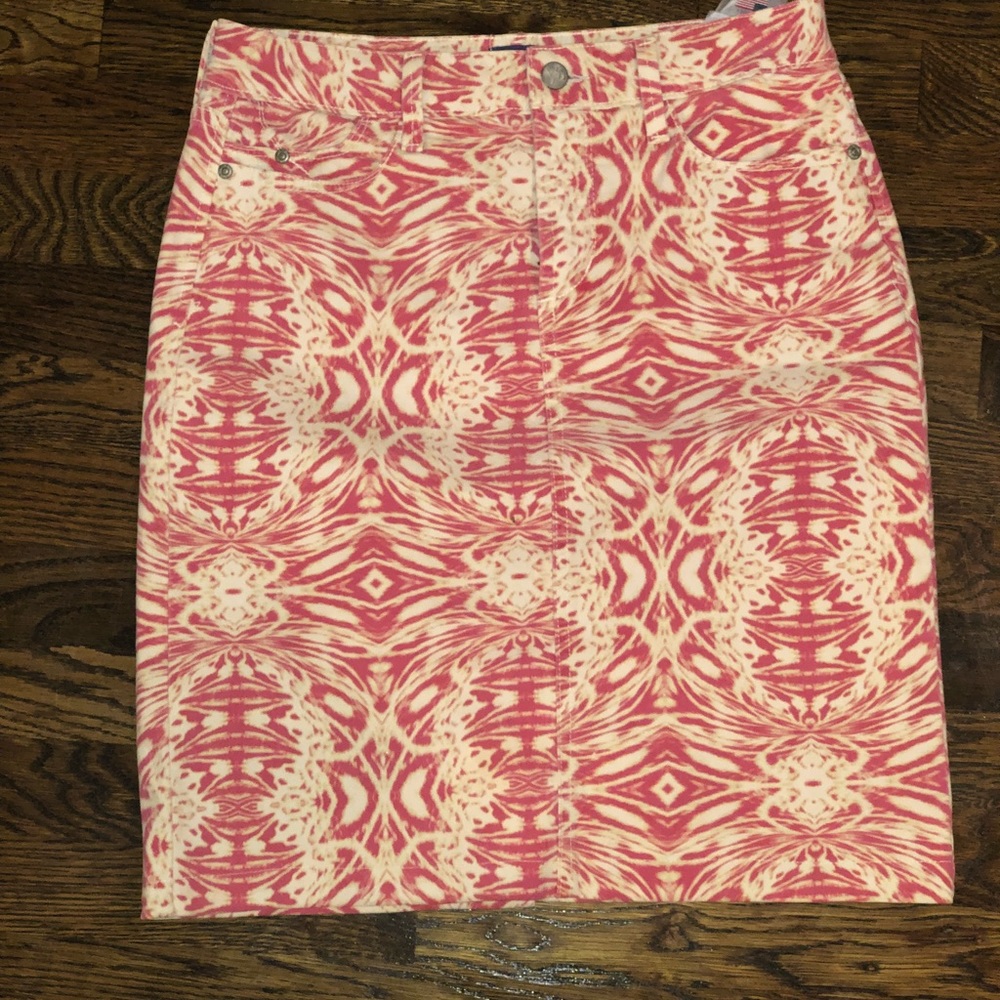 NYDJ EUC Red Tie dye skirt